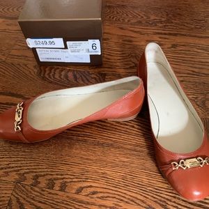 Gorgeous cognac colored Gucci ballet flats